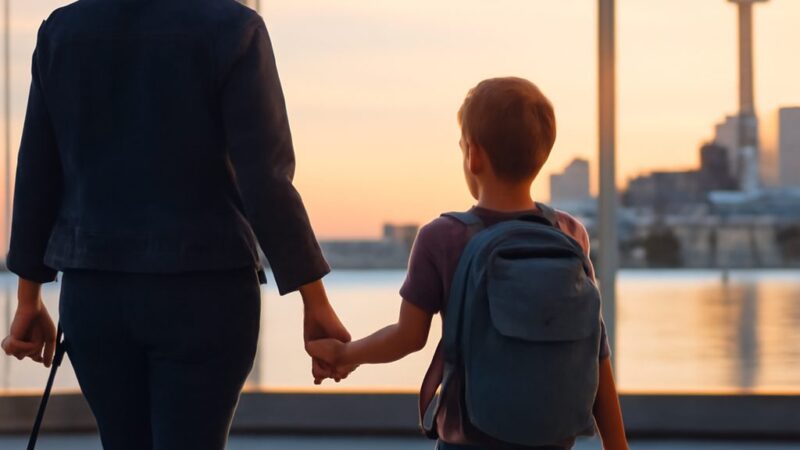 Crossing with Children: Why a Consent Letter Matters for Single-Parent Travel